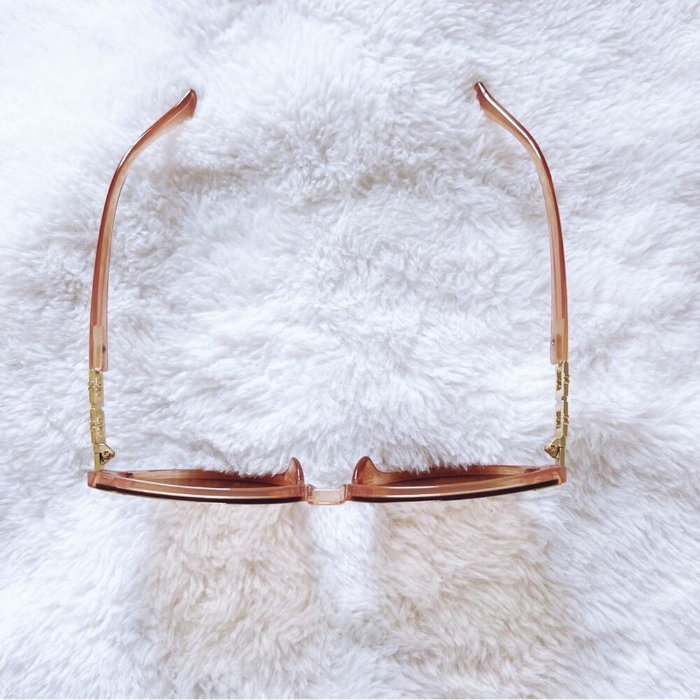 Liana Clear Tan Sleek Sunglasses - Picture 4 of 10